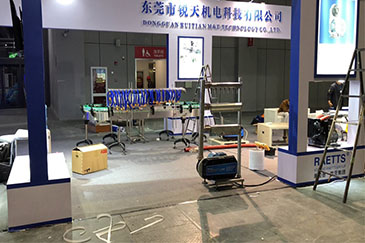 雷茨超級風機參加2017上海國際酒交會現場